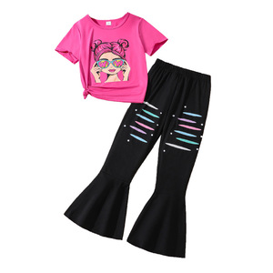 Ropa juvenil Camiseta estampada de manga corta de verano Pantalones acampanados Conjunto de dos piezas para ropa de chicas adolescentes - Product Image 1