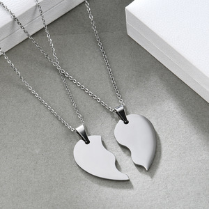 Collar con Colgante de Acero Inoxidable en Forma de Corazón de 35 mm, Diseño Liso, Regalo para Parejas, Uso Diario - Product Image 5
