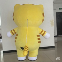 Costume de chat gonflable pour adulte, tenue de mascotte de chat de dessin animé en peluche, tenue de chat viral pour événements, costume de chat pour événements.