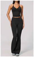 Ensemble de fitness pour femme : haut court sans couture à col halter et dos nu, taille haute, effet ventre plat, et leggings évasés pour la gym, le yoga et les activités sportives