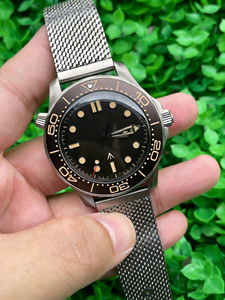 ราคาขายส่ง VS นาฬิกาโรงงาน James Bond 007 รุ่น Super VSF 8806 ขนาด 42 มม. ตัวเรือนไทเทเนียม นาฬิกาข้อมือผู้ชายสุดหรู เรืองแสงได้ - Product Image 4