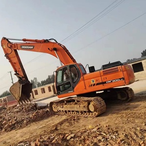Excavatrice d'occasion DOOSAN DX300LC, modèle 2020, 30 tonnes, peinture d'origine, configuration complète, moteur, boîte de vitesses, excellent état, flexible, directement de l'usine - Product Image 4