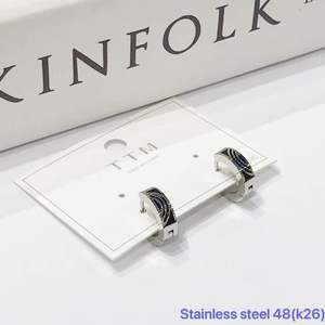 Pendientes de acero inoxidable chapados en platino para mujer, aretes pequeños de circón blanco y negro, venta al por mayor, TTM-E6132 - Product Image 2