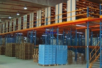 Système de rayonnage multi-niveaux en acier inoxydable pour mezzanine, grenier, loft, avec échelle, plateforme et étagères, résistant à la corrosion