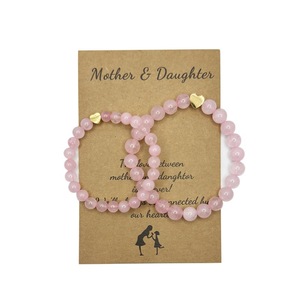 Bracelet perlé pour la fête des mères, bracelet élastique en pierre naturelle, cadeau mère et enfant avec carte cadeau, ensemble de bijoux - Product Image 1