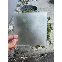 Plaque diffuseur de lumière en polycarbonate givré moderne pour toiture plate, idéale pour les applications hôtelières