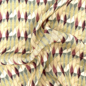 Haute qualité 100% rayonne tissu nouveau Design fleurs cassées impression numérique extensible et flammé caractéristiques pour robes de dame Costumes - Product Image 6