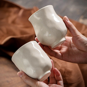 Tasses à café en céramique minimalistes créatives personnalisées, tendance et élégantes, tasses à expresso à pois métalliques - Product Image 6