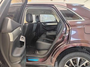 Auto Usado Barato <span class=keywords><strong>de</strong></span> China, Zotye SR7 2016 2017 2018 1.5T Manual <span class=keywords><strong>Rubik</strong></span>'s Cube Road Edition National V - Product Image 5