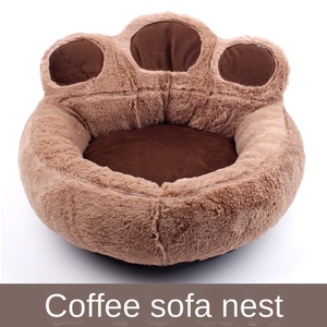Cama para Cães Ecológica Direto da Fábrica, Casa de Pelúcia Quente para o Inverno, Design de Pata de Urso, Tapete para Animais de Estimação Removível e Lavável com Enchimento de Algodão PP - Product Image 6