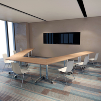 Bureau de travail pliable moderne OMNI, bureaux modulaires pliables, prises électriques, solution alimentée en acier inoxydable pour le coworking et la collaboration