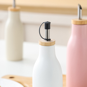 Distributeur d'épices en céramique moderne avec couvercle, taille et forme personnalisables, sans danger <span class=keywords><strong>pour</strong></span> les aliments, pouvant être chauffé à la vapeur <span class=keywords><strong>pour</strong></span> un usage domestique - Product Image 3