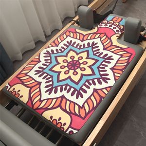 Sansd Suede Rubber Reformer <span class=keywords><strong>Pilates</strong></span> Mat Impreso Fitness <span class=keywords><strong>Antideslizante</strong></span> Portátil Plegable <span class=keywords><strong>Pilates</strong></span> Reformer <span class=keywords><strong>Toalla</strong></span> para <span class=keywords><strong>Pilates</strong></span> Reformer - Product Image 3
