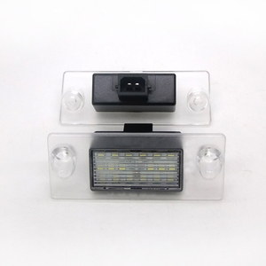 Lampes de <span class=keywords><strong>plaque</strong></span> <span class=keywords><strong>d</strong></span>'<span class=keywords><strong>immatriculation</strong></span> LED SMD blanches 18 Emark approuvées NSSC Canbus pour Audi A4 B5 1995-01 - Product Image 2