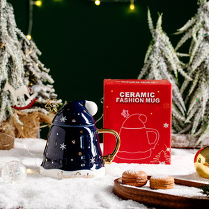 Tazas Navideñas de Cerámica de Alta Gama con Tapa, Tazas para Café o Agua para Parejas - Product Image 4