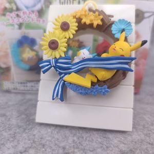 Ensemble de 6 figurines Pokémon Re-ment Eevee en PVC, boîte mystère, collection Happiness Wreath, pour Noël, Halloween, cadeau pour enfants - Product Image 4