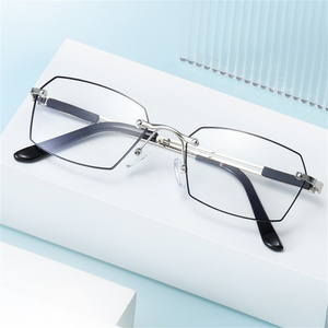 Venta al por mayor hombres mujeres leer cristal cuadrado <span class=keywords><strong>Anti</strong></span> luz azul bloqueo hombre gafas de lectura colores personalizados - Product Image 2