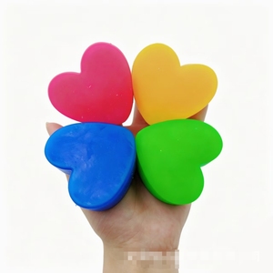 Juguetes antiestrés de rebote lento con forma de corazón para liberar emociones, venta al por mayor - Product Image 2