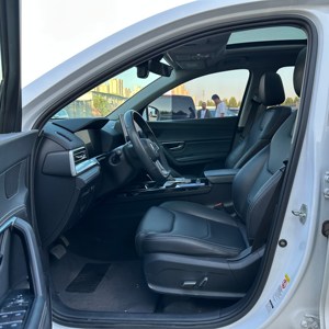 BYD Song Plus Champion L Pro, подзаряжаемый гибридный внедорожник, 5-дверный, 5-местный, с левым рулем, для автодилеров - Product Image 4