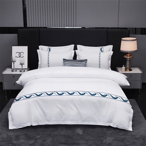 5 sao khách sạn bedding sets tùy chỉnh kích thước/Phong cách 4 cái Comforter bedsheet Bộ 300tc bông với Webbing thiết kế - Product Image 1