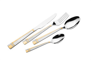 Set di Posate Classico di Alta Qualità in Acciaio Inox da 84 Pezzi con Coltello, Forchetta, Cucchiaio e Custodia in Pelle per Uso Festivo - Product Image 3