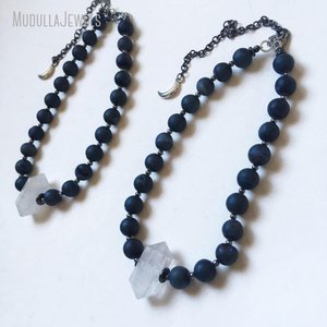 قلادة قلادة NM55155 مطلية بالفضة باللون الأزرق الداكن بالخرز من العقيق والدرزي قلادة من الأحجار الكريمة الطبيعية قلادة مصنوعة يدويًا من الأحجار الكريمة - Product Image 2
