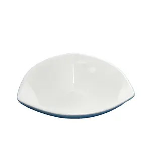 Venta al por mayor de vajilla de cerámica de alta temperatura triángulo ensalada frutero plato de cerámica blanca
