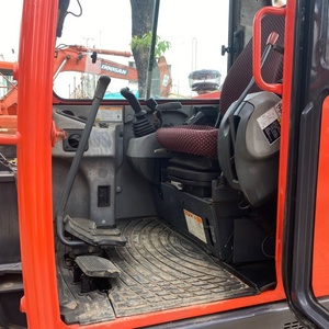 Excavadora Usada de 8 Toneladas en Venta, Pocas Horas de Trabajo, Máquina Pequeña Importada de Japón, Kubota KX185, Precio Muy Bajo, Muy Buena Calidad - Product Image 4