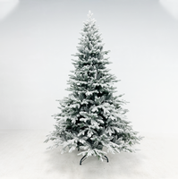 Arbres de Noël décoratifs artificiels de luxe pré-éclairés, floqués de neige, de 0,9 m à 3 m, en gros