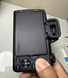 กล้อง <span class=keywords><strong>Canon</strong></span> <span class=keywords><strong>M50</strong></span> สภาพ 90% พร้อมเลนส์ 15-45 มม. กล้องมิเรอร์เลสสำหรับถ่ายภาพระดับเริ่มต้น ความละเอียด 24.1 ล้านพิกเซล กล้องมือสอง - Product Image 2