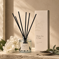 Diffuseur à roseaux carré 100 ml Marque Blanche, Kit Complet avec Huile Parfumée Bergamote Cèdre, Bouteille Personnalisée, Logo et Boîte pour Détaillants