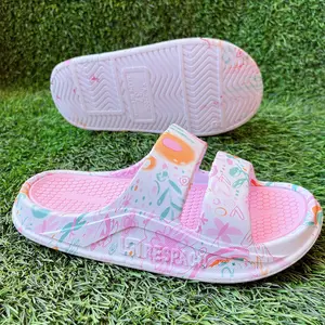2022 여름 고품질 아름다운 꽃 슬라이드 숙녀 EVA 슬라이드 신발 여성 비치 샌들 슬리퍼