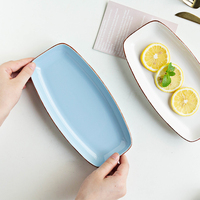 Vaisselle en céramique, plateau de service pour aliments, assiettes bleues et blanches en forme de poisson pour la maison