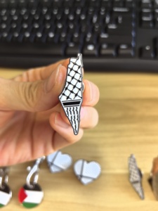 Neu kommende kostenlose Palästina 3M Telefon Aufkleber Pin benutzer definierte, Metall Palästina Karte Flagge Abzeichen Anstecknadel mit 3M Aufkleber - Product Image 6