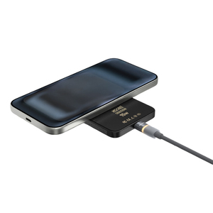 Cargador Inalámbrico Magnético F21L AG de Vidrio Templado con Carga Rápida de 20W, Funciones 3 en 1 y Cuerpo Ultra Delgado de Aleación de Aluminio - Product Image 3