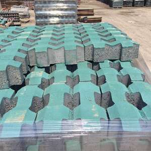 Ladrillo de Jardinería de Cuatro Orificios y Doble Fosa, Tipo Nuevo, de Venta Exitosa, Diseño Cóncavo-Convexo, Tipo Tres en Raya - Product Image 6