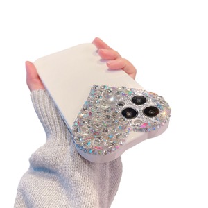 Accessoires de téléphone Bling en forme de coeur à la mode pour <span class=keywords><strong>Apple</strong></span> pour <span class=keywords><strong>iPhone</strong></span> 17 Pro Max <span class=keywords><strong>coque</strong></span> de téléphone 16 15 Plus 14 13 X - Product Image 5