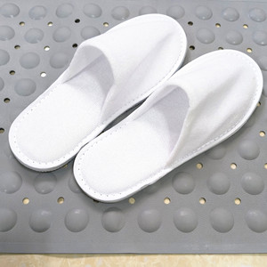 Pantuflas Blancas de Hotel para Huéspedes, Cerradas, de Felpa, Económicas, al por Mayor - Product Image 3
