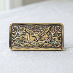 Pièce commémorative rectangulaire vintage en alliage de <span class=keywords><strong>zinc</strong></span> gaufré, trophée de récompense de collection - Product Image 1