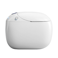 WC intelligent en céramique en forme d'œuf avec capteur de pied à détection automatique, chasse d'eau S-Trap, design moderne à poser au sol, siège chauffant inclus