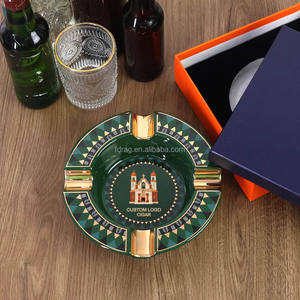 Cenicero de cigarro de cerámica de porcelana con ranura de lámina de oro de lujo de forma redonda con diseño de logotipo personalizado y caja de regalo - Product Image 1