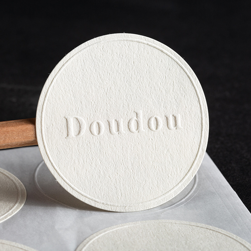 Luxury Texture Cotton Paper Label Sticker Roll Custom Logo Printing Wine Bottle Embossed Stickers For Wine Candle Perfume