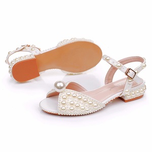 2025 nuovo arrivo perla decorare <span class=keywords><strong>sposa</strong></span> <span class=keywords><strong>scarpe</strong></span> da <span class=keywords><strong>sposa</strong></span> <span class=keywords><strong>comode</strong></span> 2cm Open Toe pump bianco avorio cinturino alla caviglia <span class=keywords><strong>scarpe</strong></span> per festa di nozze - Product Image 2