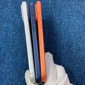 Téléphone intelligent débloqué d'origine US Version Phone 17 Pro, version chinoise 17Pro, 256 Go, 512 Go, 1 To, Orange Cosmique, Bleu Profond - Product Image 3