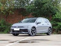 VW Golf, немецкий хэтчбек, длина 4289 мм, ширина 1788 мм, 17-дюймовые колеса, для дистрибьюторов