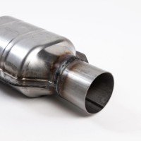 Convertisseur catalytique haute performance en acier inoxydable et céramique, certifié EPA, conforme à la norme Euro V, garantie 1 an, ajustement universel, essence
