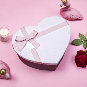 Boîte cadeau de luxe en carton rigide de haute qualité en forme de cœur pour la Saint-Valentin, personnalisable selon vos besoins - Product Image 3