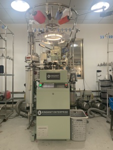 Italy Model Auto-Linking Sock Knitting Machine Single Cylinder 3 3/4 Diameter with Socks Packaging Machine - Product Image 2