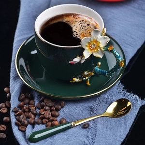 Taza <span class=keywords><strong>de</strong></span> Café <span class=keywords><strong>de</strong></span> Cerámica con Bandeja Dorada Esmaltada <span class=keywords><strong>en</strong></span> 3D con Diseño <span class=keywords><strong>de</strong></span> <span class=keywords><strong>Flor</strong></span> <span class=keywords><strong>de</strong></span> <span class=keywords><strong>Almendro</strong></span> <span class=keywords><strong>de</strong></span> <span class=keywords><strong>Van</strong></span> <span class=keywords><strong>Gogh</strong></span>, Juego <span class=keywords><strong>de</strong></span> Taza y Platillo para Té Latte - Product Image 4