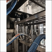 Machine d'emballage de remplissage automatique à grande vitesse pour huile de palme raffinée, pesage linéaire, trois rangées, poussée, 8-25L
